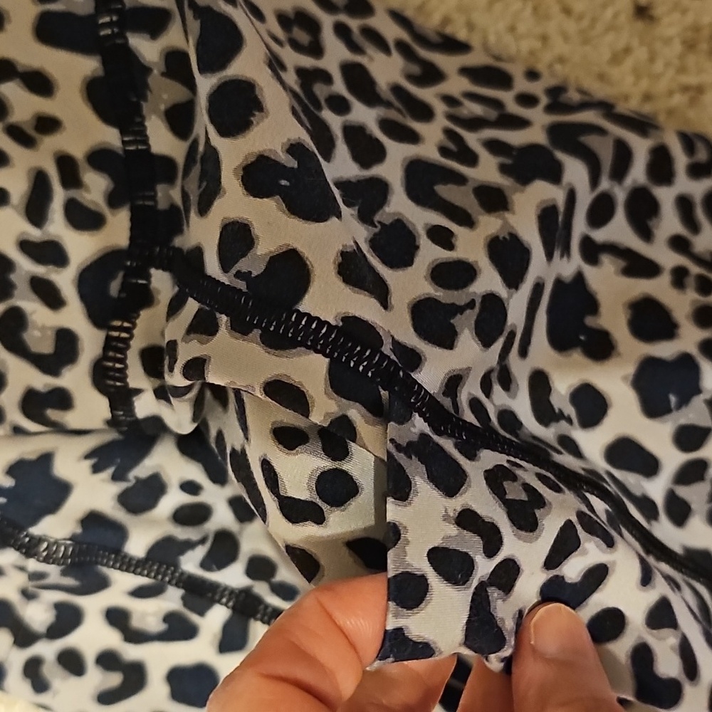 🤎🖤Ouges Leopard Print Leggings - image 6